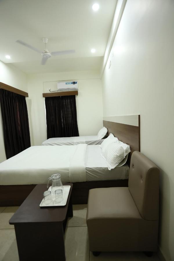 Hotel Sigma Suites Bangalore Exterior foto